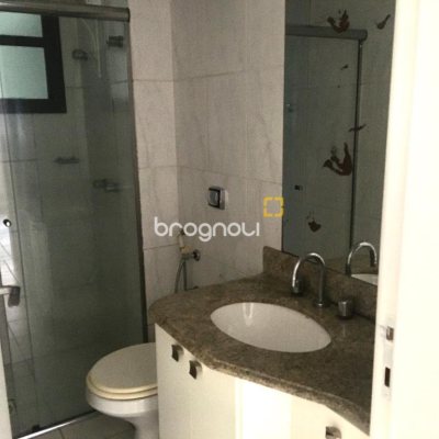Apartamento com 100m², 3 quartos (sendo 1 suíte), 1 garagem, no bairro Centro em Florianópolis