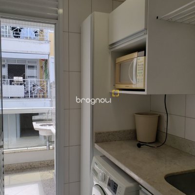 Apartamento com 76m², 2 quartos (sendo 1 suíte), 1 garagem, no bairro Jurerê Internacional em Florianópolis