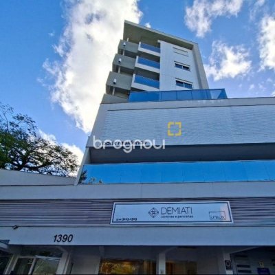 Apartamento com 39m², 1 quarto, 1 garagem, no bairro Trindade em Florianópolis