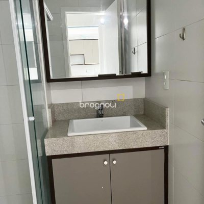 Apartamento com 39m², 1 quarto, 1 garagem, no bairro Trindade em Florianópolis