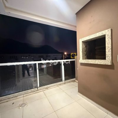 Apartamento com 67m², 2 quartos (sendo 1 suíte), 1 garagem, no bairro Praia de Fora em Palhoça