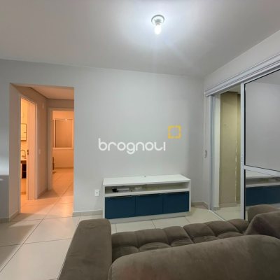 Apartamento com 67m², 2 quartos (sendo 1 suíte), 1 garagem, no bairro Praia de Fora em Palhoça