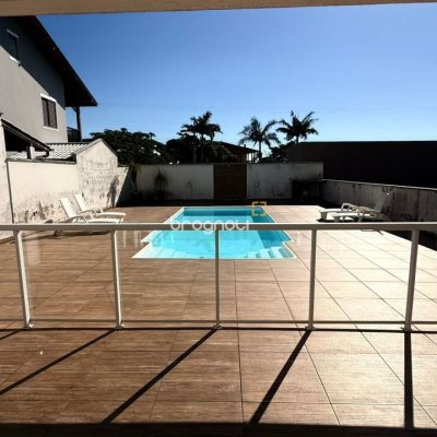 Apartamento com 67m², 2 quartos (sendo 1 suíte), 1 garagem, no bairro Praia de Fora em Palhoça