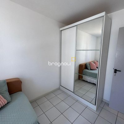 Apartamento com 67m², 2 quartos (sendo 1 suíte), 2 garagens, no bairro Ingleses do Rio Vermelho em Florianópolis