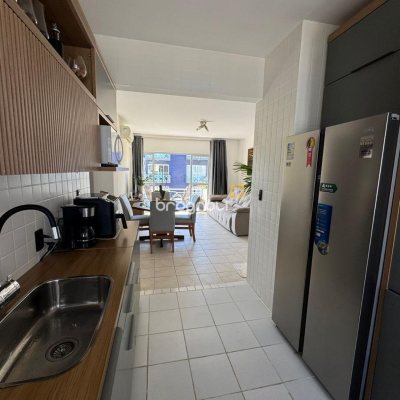 Apartamento com 67m², 2 quartos (sendo 1 suíte), 2 garagens, no bairro Ingleses do Rio Vermelho em Florianópolis