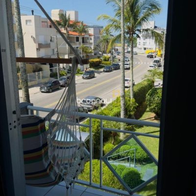 Apartamento com 67m², 2 quartos (sendo 1 suíte), 2 garagens, no bairro Ingleses do Rio Vermelho em Florianópolis