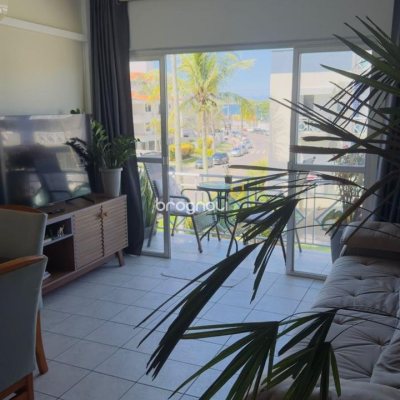 Apartamento com 67m², 2 quartos (sendo 1 suíte), 2 garagens, no bairro Ingleses do Rio Vermelho em Florianópolis