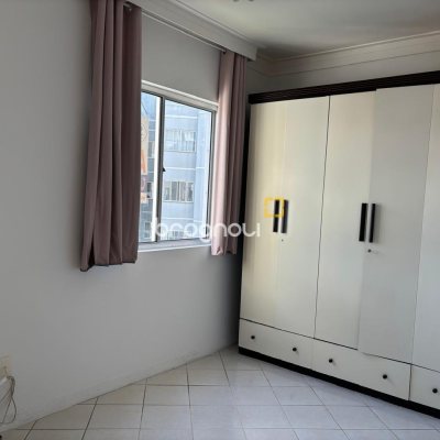 Apartamento com 46m², 2 quartos, 1 garagem, no bairro Aririú em Palhoça