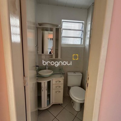Apartamento com 46m², 2 quartos, 1 garagem, no bairro Aririú em Palhoça