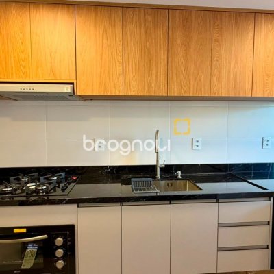 Apartamento com 79m², 2 quartos (sendo 1 suíte), 1 garagem, no bairro João Paulo em Florianópolis