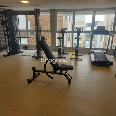 Apartamento com 79m², 2 quartos (sendo 1 suíte), 1 garagem, no bairro João Paulo em Florianópolis
