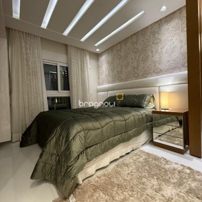 Apartamento com 122m², 3 quartos (sendo 3 suítes), 2 garagens, no bairro Agronômica em Florianópolis