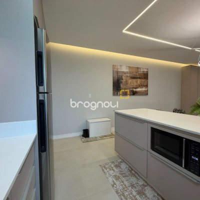 Apartamento com 73m², 2 quartos (sendo 1 suíte), 1 garagem, no bairro Agronômica em Florianópolis