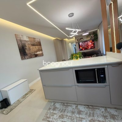 Apartamento com 73m², 2 quartos (sendo 1 suíte), 1 garagem, no bairro Agronômica em Florianópolis