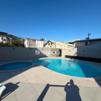 Apartamento com 73m², 2 quartos (sendo 1 suíte), 1 garagem, no bairro Agronômica em Florianópolis