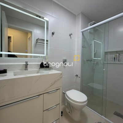 Apartamento com 73m², 2 quartos (sendo 1 suíte), 1 garagem, no bairro Agronômica em Florianópolis