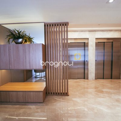 Apartamento com 81m², 2 quartos (sendo 1 suíte), 1 garagem, no bairro Barreiros em São José