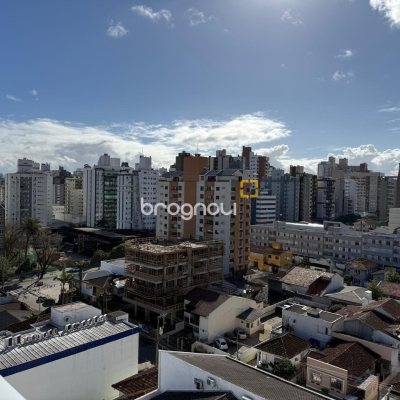 Studio com 32m², 1 garagem, no bairro Centro em Florianópolis