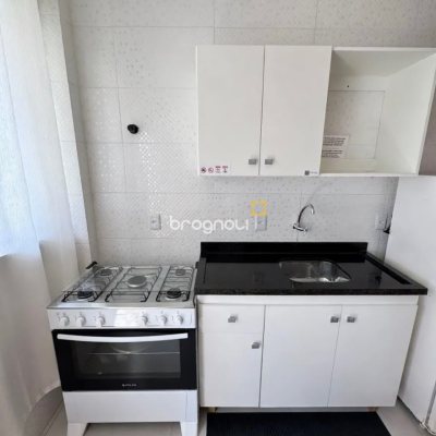Apartamento com 40m², 1 quarto, 1 garagem, no bairro Canasvieiras em Florianópolis