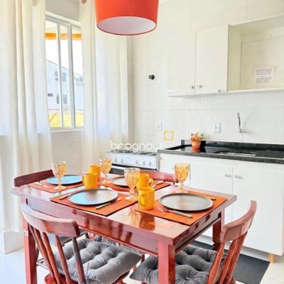 Apartamento com 40m², 1 quarto, 1 garagem, no bairro Canasvieiras em Florianópolis
