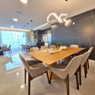 Apartamento com 66m², 2 quartos (sendo 1 suíte), 1 garagem, no bairro Kobrasol em São José
