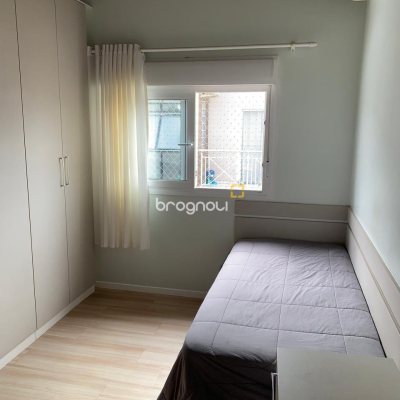 Casa com 180m², 3 quartos (sendo 1 suíte), 2 garagens, no bairro Capoeiras em Florianópolis
