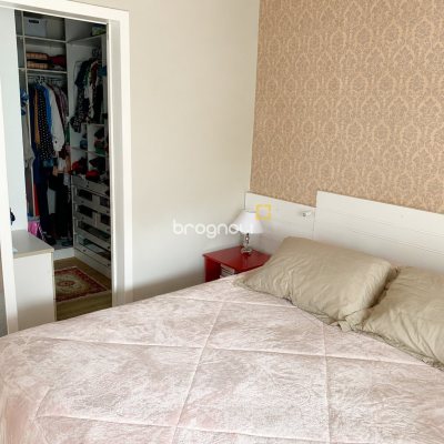 Casa com 180m², 3 quartos (sendo 1 suíte), 2 garagens, no bairro Capoeiras em Florianópolis