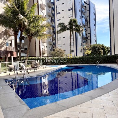 Apartamento com 120m², 2 quartos (sendo 1 suíte), 2 garagens, no bairro Itacorubi em Florianópolis