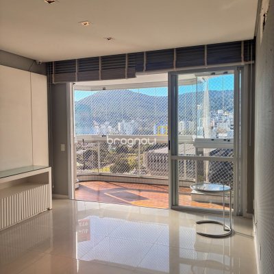Apartamento com 120m², 2 quartos (sendo 1 suíte), 2 garagens, no bairro Itacorubi em Florianópolis