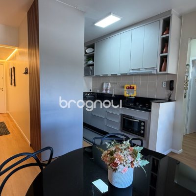 Apartamento com 68m², 2 quartos (sendo 1 suíte), 1 garagem, no bairro Ingleses do Rio Vermelho em Florianópolis