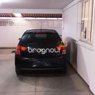 Apartamento com 76m², 2 quartos (sendo 1 suíte), 1 garagem, no bairro Centro em Palhoça
