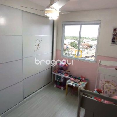 Apartamento com 76m², 2 quartos (sendo 1 suíte), 1 garagem, no bairro Centro em Palhoça