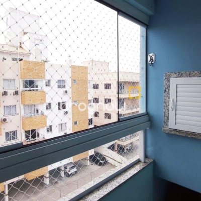 Apartamento com 76m², 2 quartos (sendo 1 suíte), 1 garagem, no bairro Centro em Palhoça