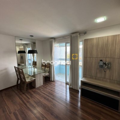 Apartamento com 76m², 2 quartos (sendo 1 suíte), 1 garagem, no bairro Centro em Palhoça