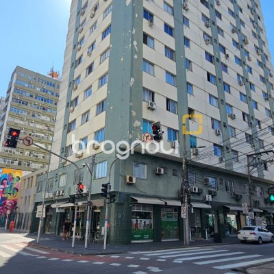 Loja com 39m², no bairro Centro em Florianópolis