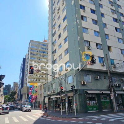 Loja com 39m², no bairro Centro em Florianópolis