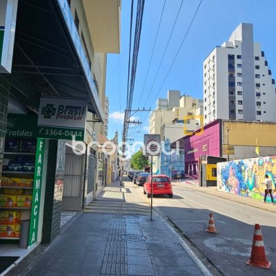 Loja com 39m², no bairro Centro em Florianópolis