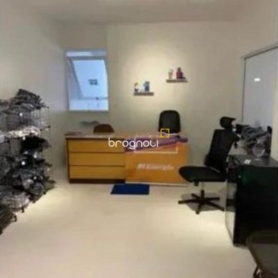 Loja com 39m², no bairro Centro em Florianópolis
