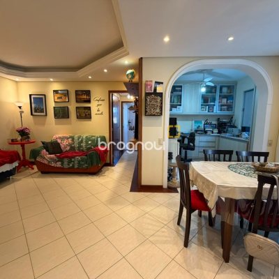 Apartamento com 84m², 2 quartos (sendo 1 suíte), 1 garagem, no bairro Itacorubi em Florianópolis