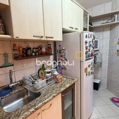 Apartamento com 84m², 2 quartos (sendo 1 suíte), 1 garagem, no bairro Itacorubi em Florianópolis