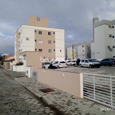 Apartamento com 53m², 2 quartos, 1 garagem, no bairro Barra do Aririú em Palhoça
