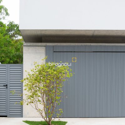 Casa de Condomínio com 314m², 4 quartos (sendo 4 suítes), 2 garagens, no bairro Cachoeira do Bom Jesus em Florianópolis