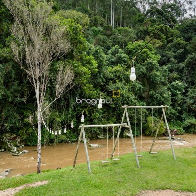 Casa com 50m², 4 quartos, 4 garagens, no bairro Vargem do Cedro em São Martinho
