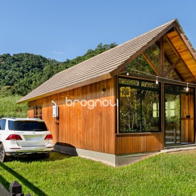 Casa com 50m², 4 quartos, 4 garagens, no bairro Vargem do Cedro em São Martinho