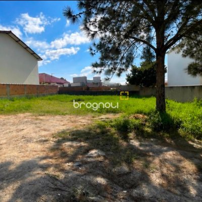 Terreno com 450m², no bairro Ingleses do Rio Vermelho em Florianópolis