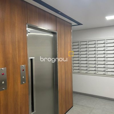 Apartamento com 29m², 1 quarto, no bairro Centro em Florianópolis
