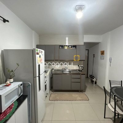 Apartamento com 29m², 1 quarto, no bairro Centro em Florianópolis