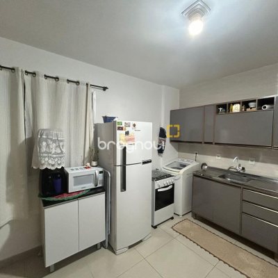 Apartamento com 29m², 1 quarto, no bairro Centro em Florianópolis