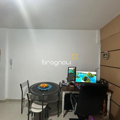 Apartamento com 29m², 1 quarto, no bairro Centro em Florianópolis