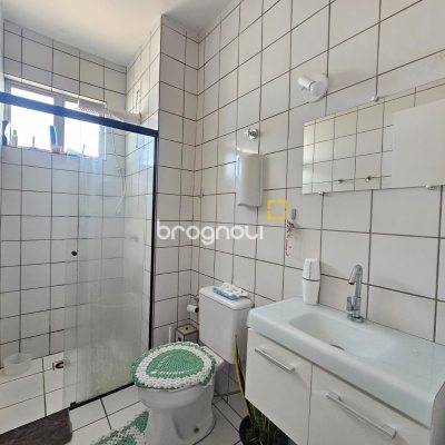 Apartamento com 53m², 2 quartos, 1 garagem, no bairro Capoeiras em Florianópolis